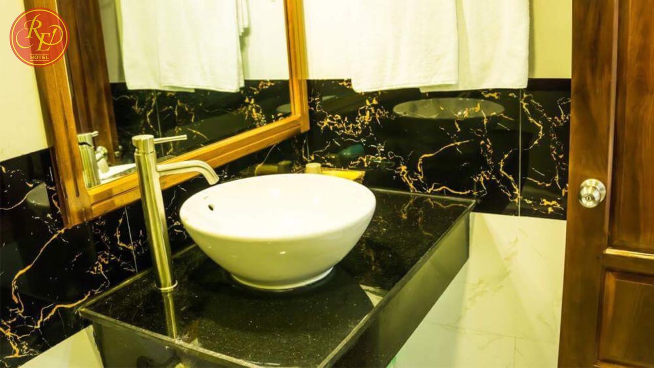 Red Hotel クイニョン エクステリア 写真